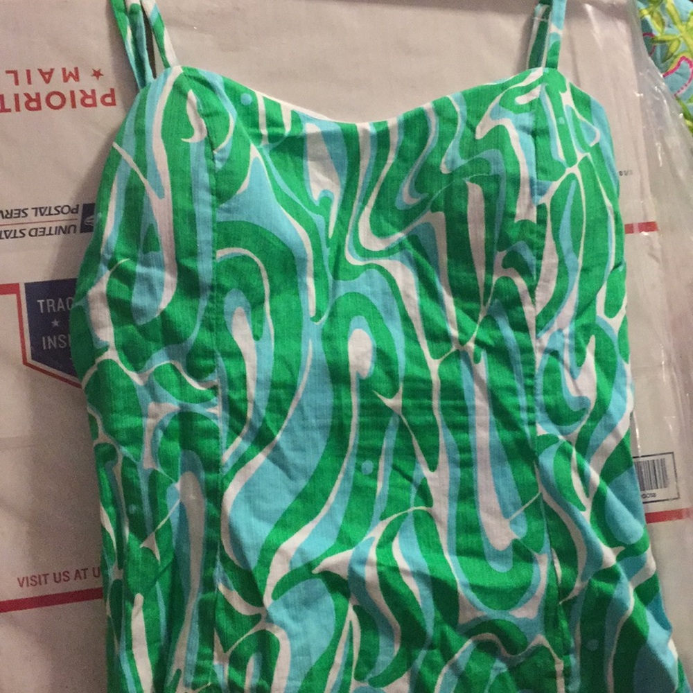 Lilly Pulitzer sz 4 lined top